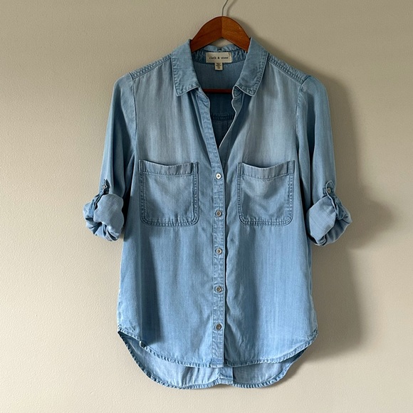 cloth & stone Tops - Cloth & Stone Denim Button Down Shirt